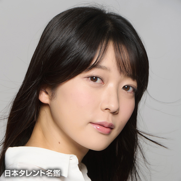 井上　百合子