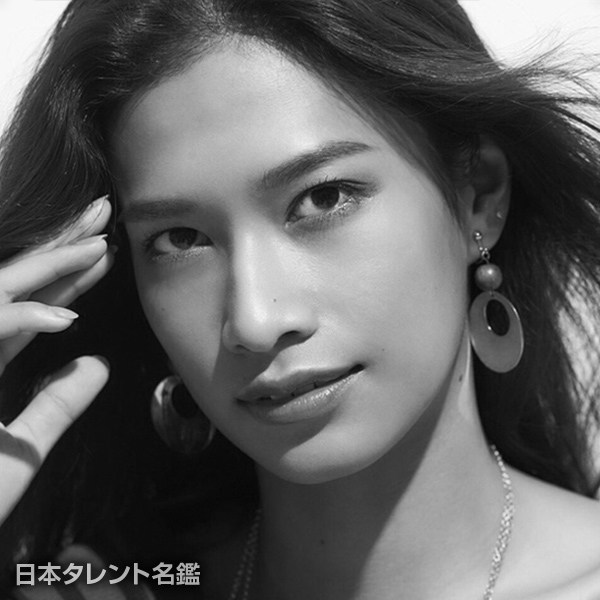 小泉　由夏