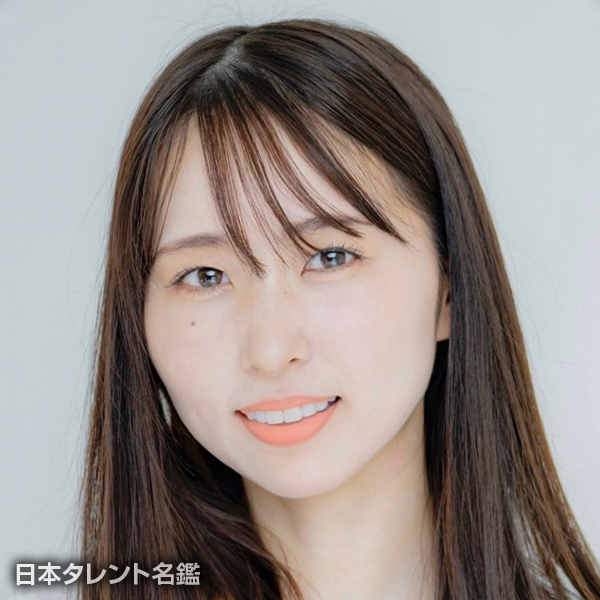 八城　まゆ