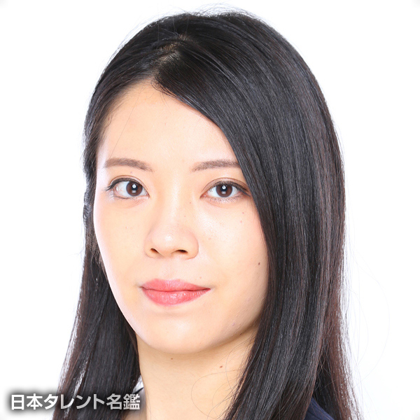 清水川　千紘