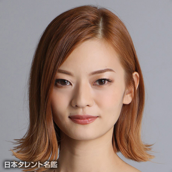 山田　美波