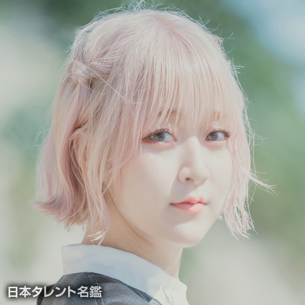 鈴木　媛子