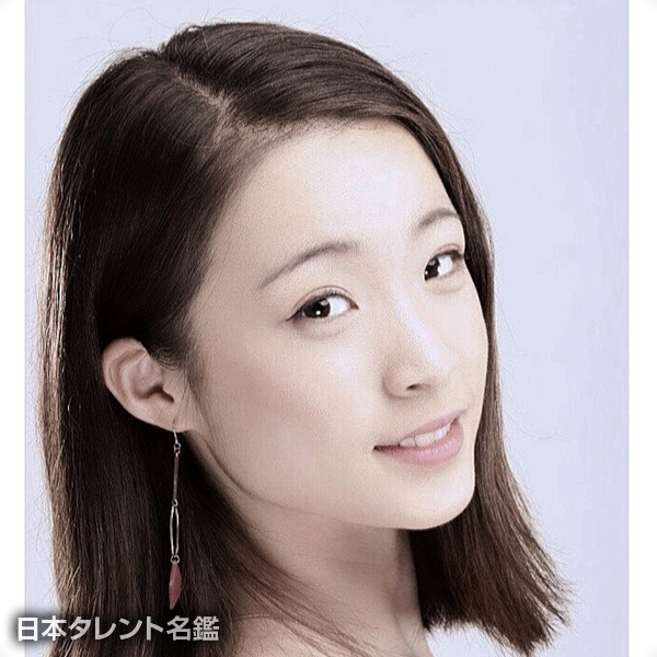 川添　智香