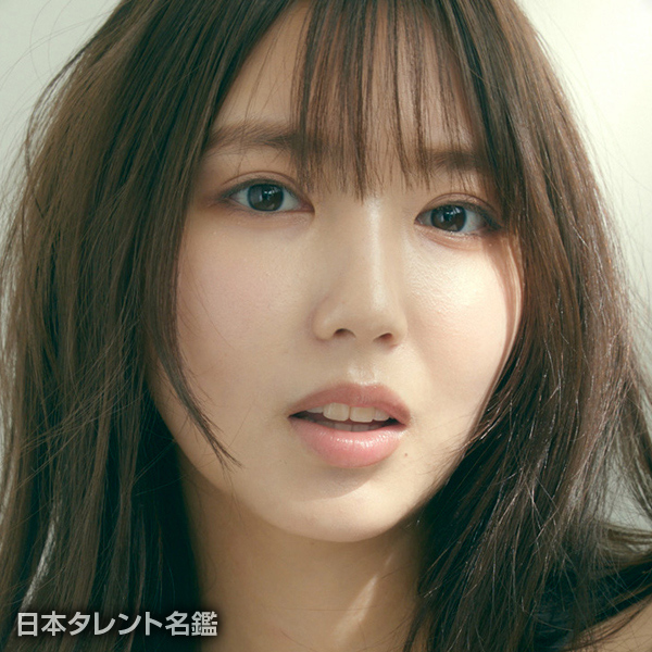 沢口　愛華