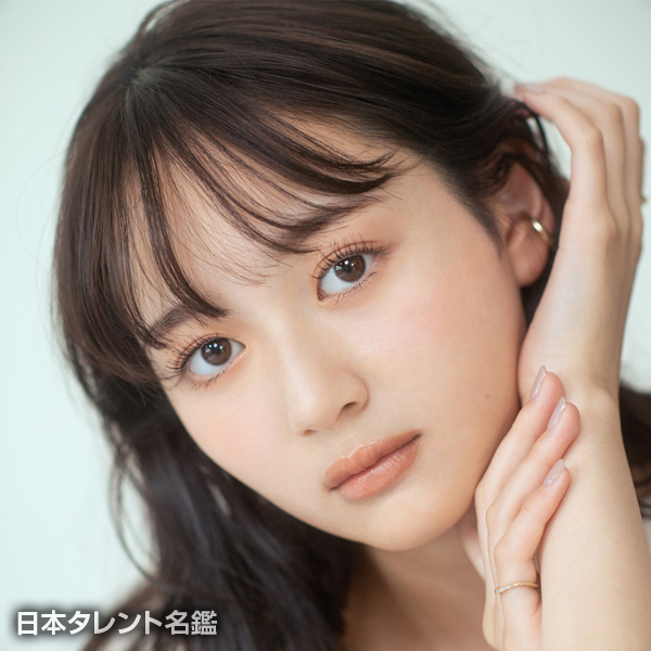 加藤　栞