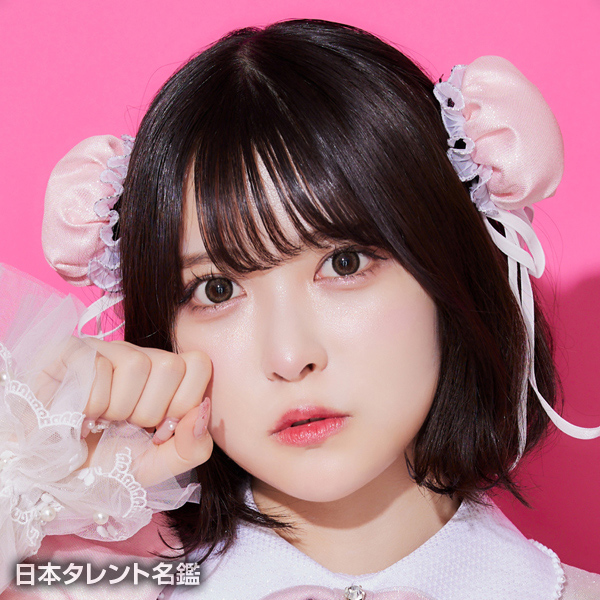 小此木　流花