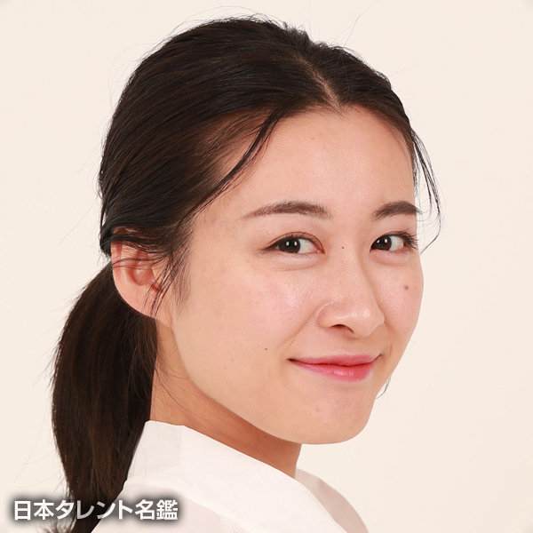 忠　美旬子