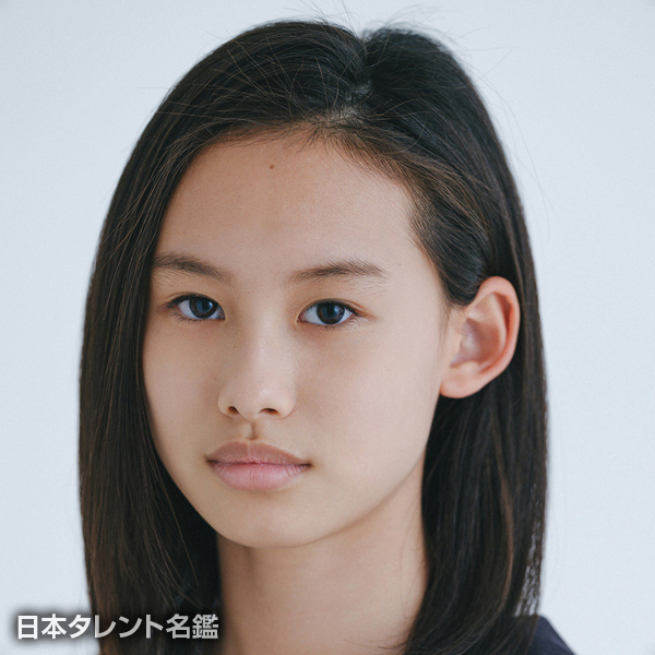 坂槇　莉緒