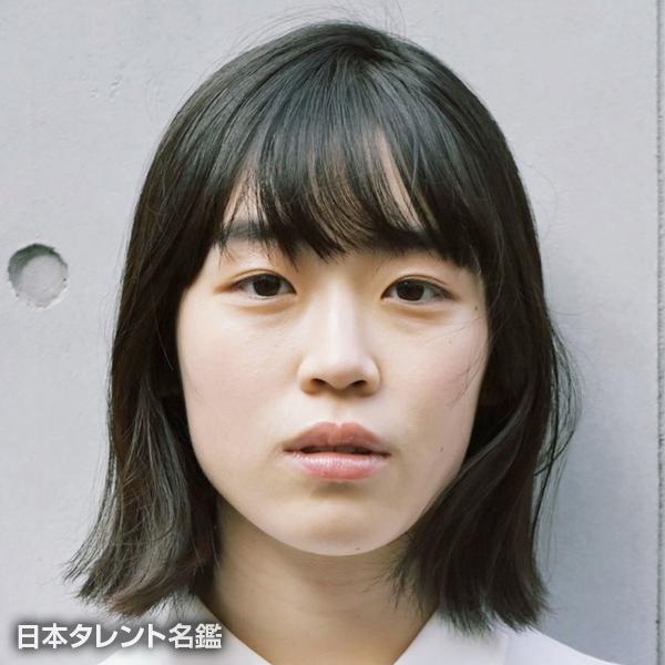 小林　桃子