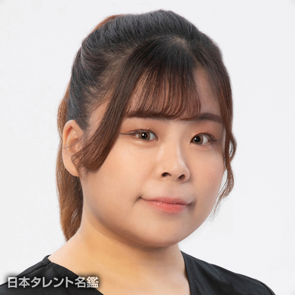 高岡　千紗