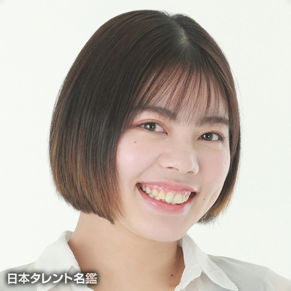 川口　結衣