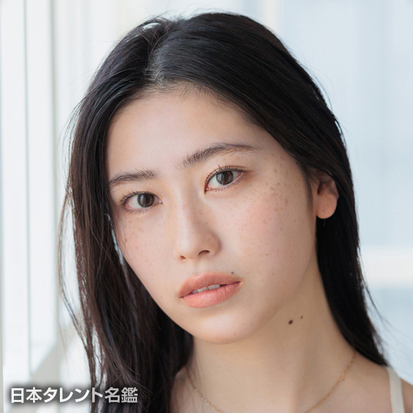 東　花凜