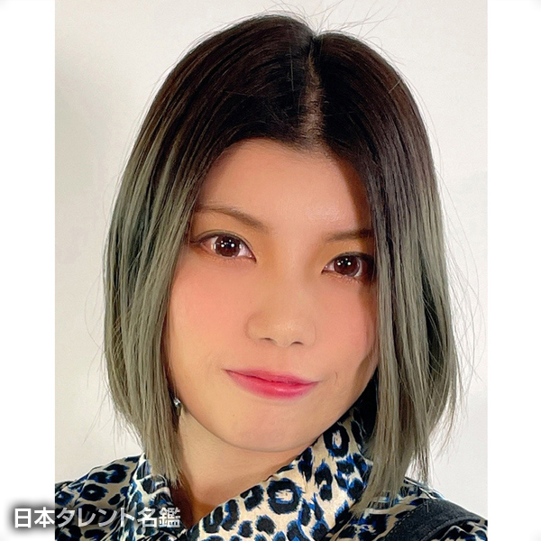 世奈