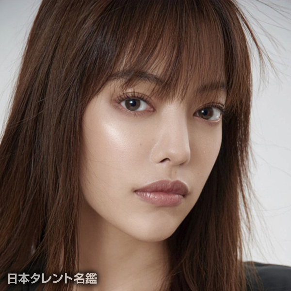 清水　沙也佳