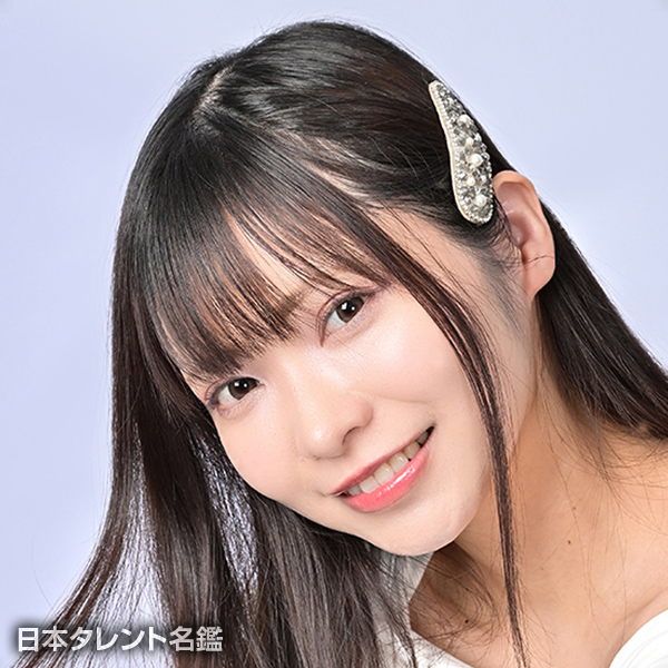 白井　仁萌