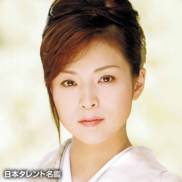 石原　詢子