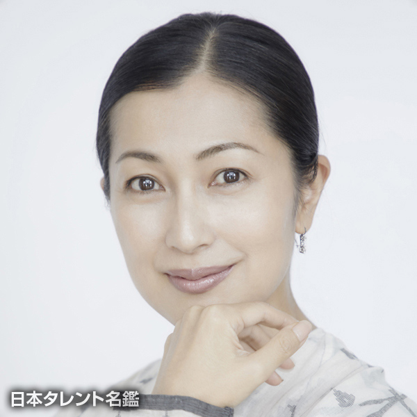 鶴田　真由