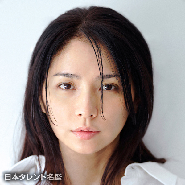 野波　麻帆