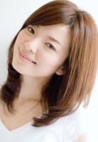 南　真梨亜