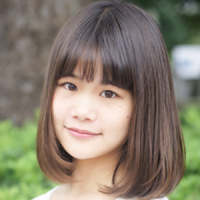 竹下　真衣