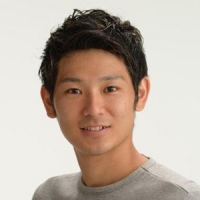 小中　文太