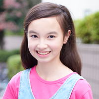 津村　ユリ