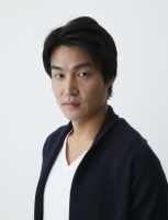 田谷野亮