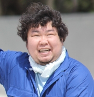 松下 軽美