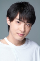 内田 航